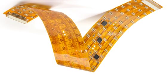 Καλή τιμή Ευέλικτη πλακέτα PCB με φινίρισμα επιφάνειας EING, με μικροσκοπικές οπές 0,1mm και έλεγχο σύνθετης αντίστασης κατόπιν ζήτησης, σχεδιασμένη για μετάδοση σήματος σε απευθείας σύνδεση